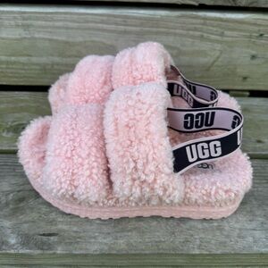 UGG Pink Oh Fluffita Curly Sheepskin Platform Slide Slipper Elastic Logo Strap 9